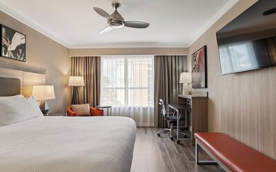 Holiday Inn Baton Rouge College Drive I-10 by IHG