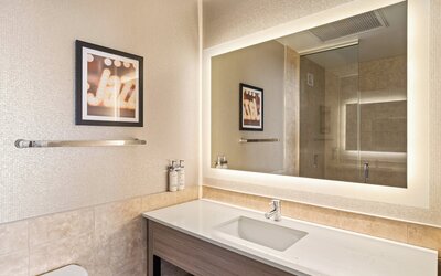 Holiday Inn Baton Rouge College Drive I-10 by IHG