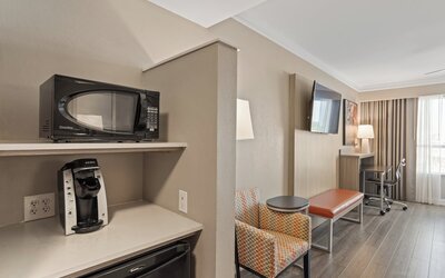 Holiday Inn Baton Rouge College Drive I-10 by IHG