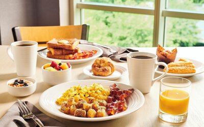 Holiday Inn Baton Rouge College Drive I-10 by IHG