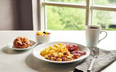 Holiday Inn Baton Rouge College Drive I-10 by IHG