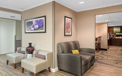 La Quinta Inn & Suites by Wyndham Baton Rouge Siegen Lane
