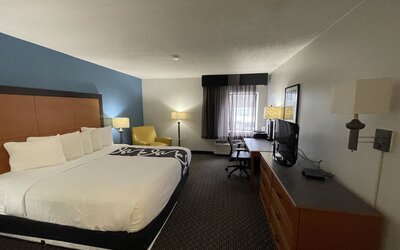 La Quinta Inn & Suites by Wyndham Baton Rouge Siegen Lane