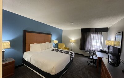 La Quinta Inn & Suites by Wyndham Baton Rouge Siegen Lane