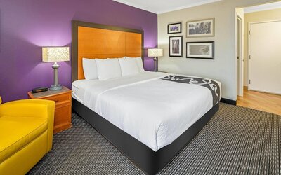 La Quinta Inn & Suites by Wyndham Baton Rouge Siegen Lane