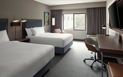 Courtyard by Marriott Hamilton