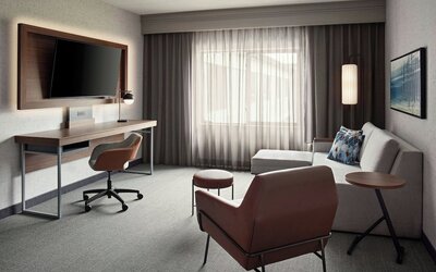 Courtyard by Marriott Hamilton