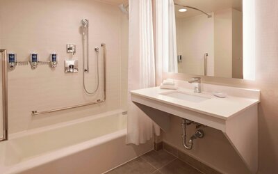 Four Points by Sheraton Hamilton - Stoney Creek