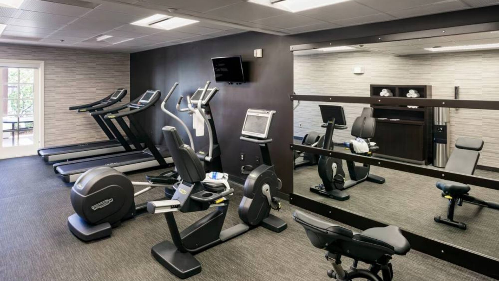 Courtyard By Marriott Henderson Green Valley