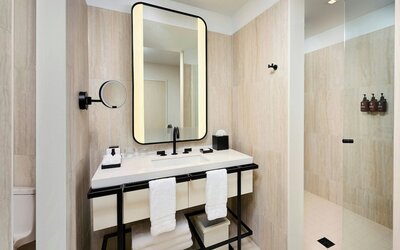 The Pearle Hotel & Spa, Autograph Collection