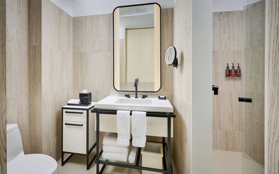 The Pearle Hotel & Spa, Autograph Collection