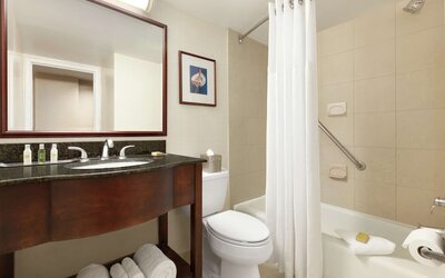 DoubleTree by Hilton Hotel Annapolis