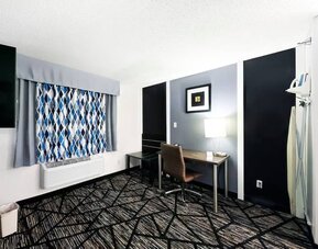 Coratel Inn & Suites By Jasper Blaine