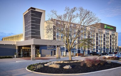 Holiday Inn Burlington Conference Centre by IHG