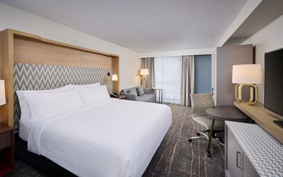 Holiday Inn Burlington Conference Centre by IHG