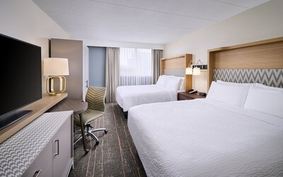 Holiday Inn Burlington Conference Centre by IHG