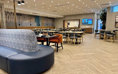 Holiday Inn Burlington Conference Centre by IHG
