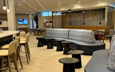 Holiday Inn Burlington Conference Centre by IHG