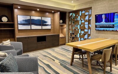 Holiday Inn Burlington Conference Centre by IHG