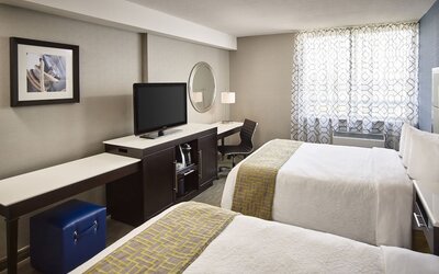 Waterfront Hotel Downtown Burlington