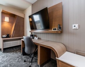 Courtyard by Marriott Burlington