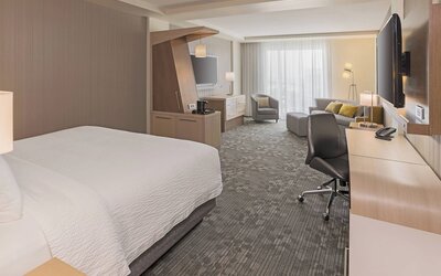 Courtyard by Marriott Burlington