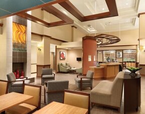 Hotel bar perfect for coworking at Hyatt Place Chicago, Lombard / Oak Brook.