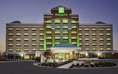 Holiday Inn Hotel & Suites Oakville @ Bronte by IHG