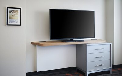 Holiday Inn Hotel & Suites Oakville @ Bronte by IHG
