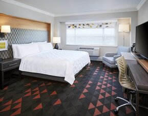 Holiday Inn Hotel & Suites Oakville @ Bronte by IHG