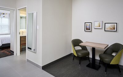 Holiday Inn Hotel & Suites Oakville @ Bronte by IHG