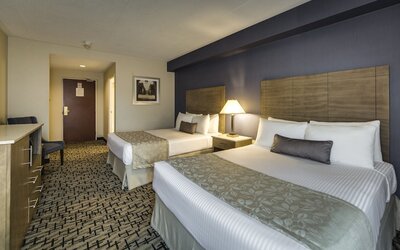 Monte Carlo Inn Oakville Suites