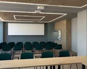 Professional meeting and conference room at Hampton By Hilton Szczecin East.