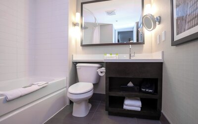 Sandman Hotel Oakville
