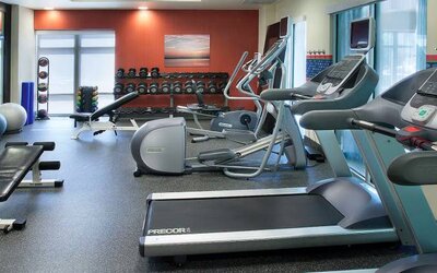 Well equipped fitness center at Hampton Inn Washington - Downtown - Convention Center.