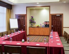 Professional meeting room at Hampton Inn Washington - Downtown - Convention Center.