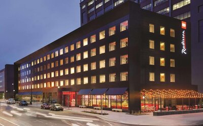 Radisson RED Minneapolis Downtown