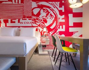 Radisson RED Minneapolis Downtown