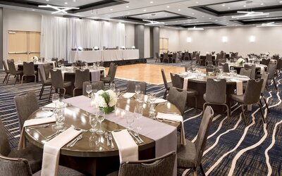 Delta Hotels by Marriott Minneapolis Northeast