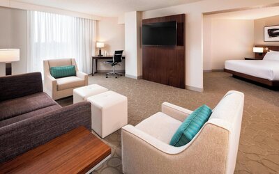 Delta Hotels by Marriott Minneapolis Northeast