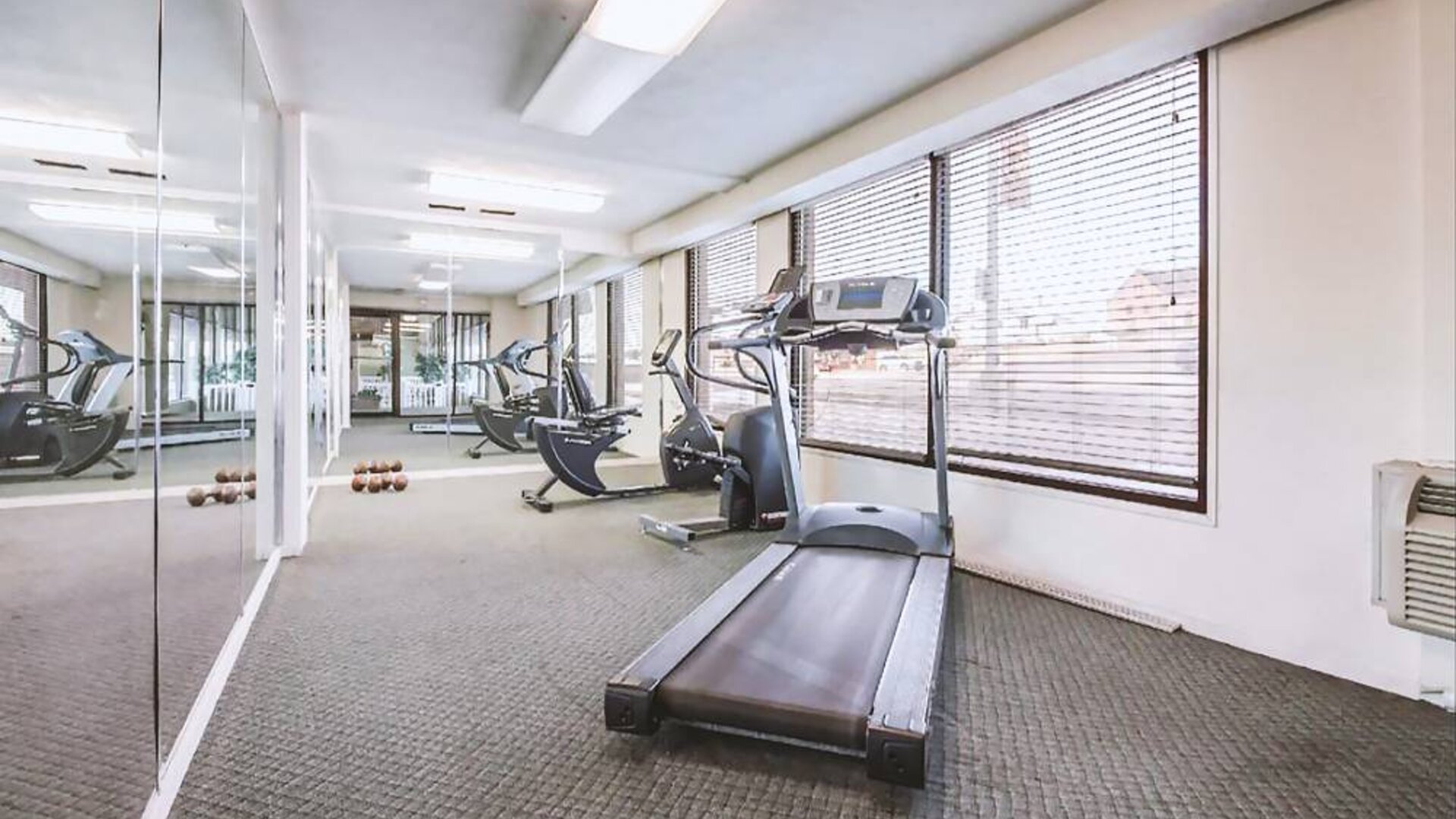 Coratel Inn & Suites By Jasper McCook