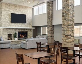 AmericInn by Wyndham Inver Grove Heights Minneapolis