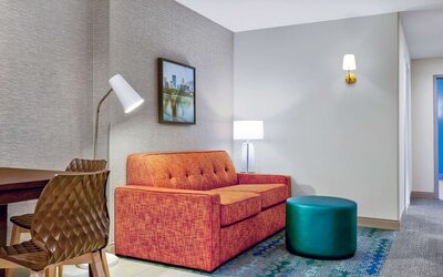 Home2 Suites by Hilton Minneapolis Downtown, MN