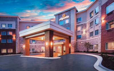 La Quinta Inn & Suites by Wyndham St. Paul-Woodbury
