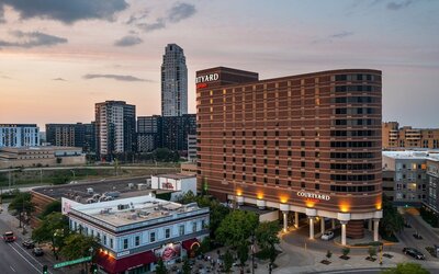 Courtyard by Marriott Minneapolis Downtown