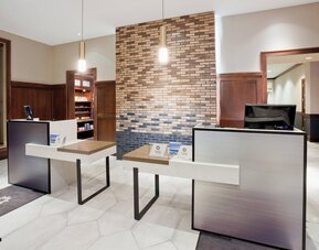 Sheraton St. Paul Woodbury Hotel