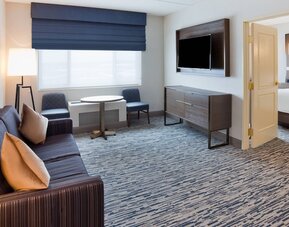 Sheraton St. Paul Woodbury Hotel