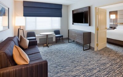Sheraton St. Paul Woodbury Hotel