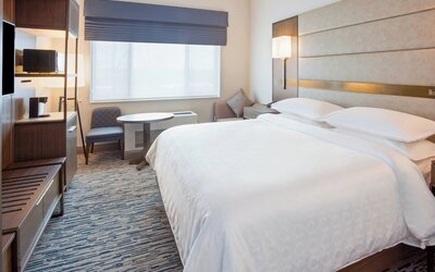 Sheraton St. Paul Woodbury Hotel