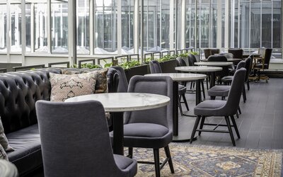 The Marquette Hotel, Curio Collection by Hilton